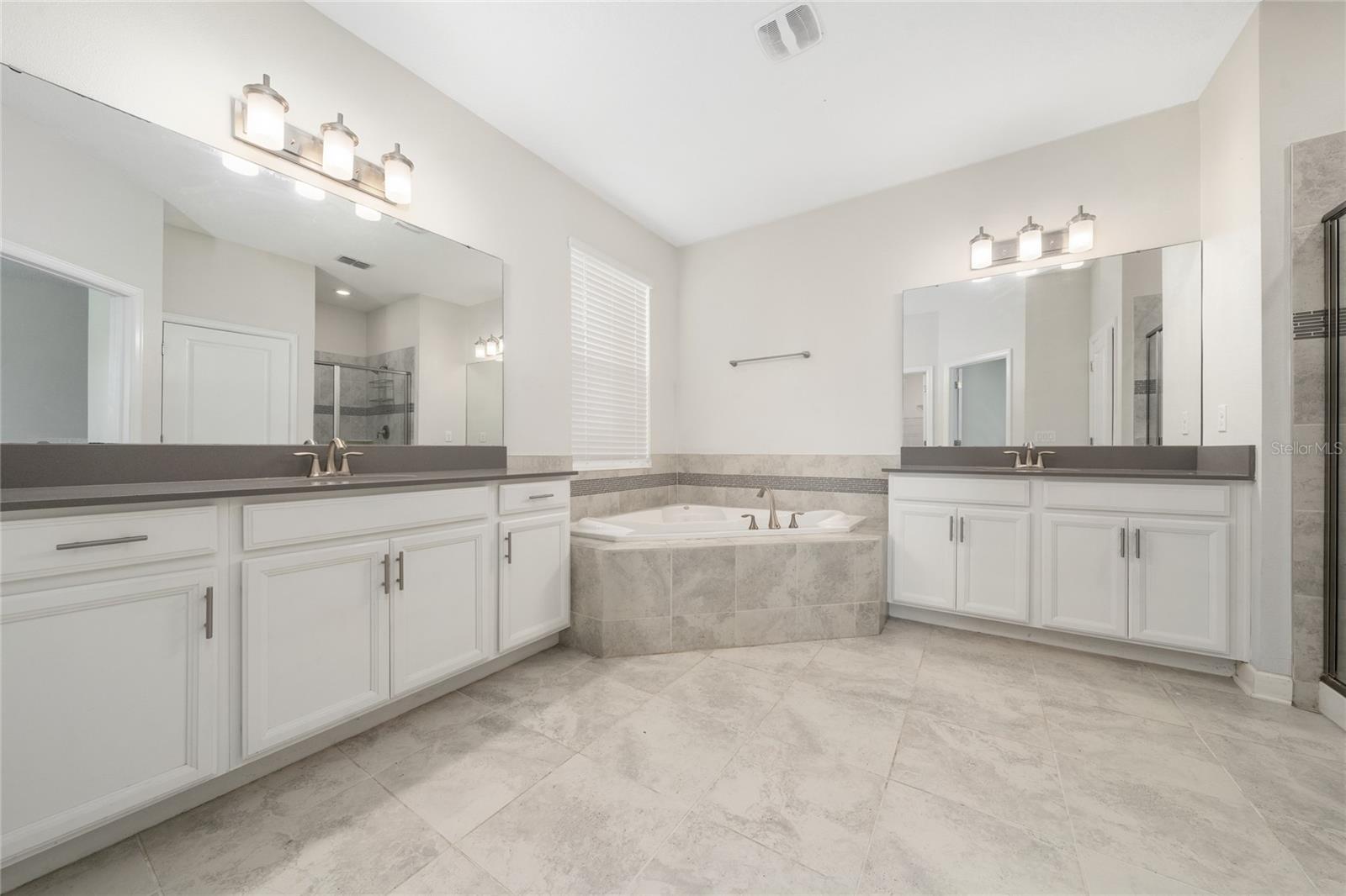 12066 Grammar Ln Property Photo 15