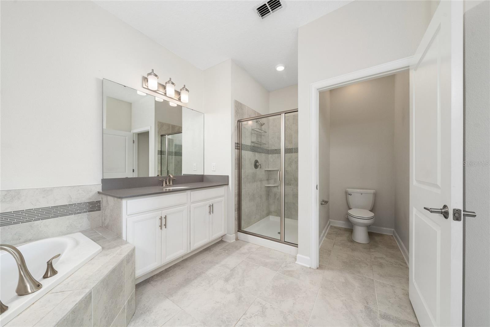 12066 Grammar Ln Property Photo 16