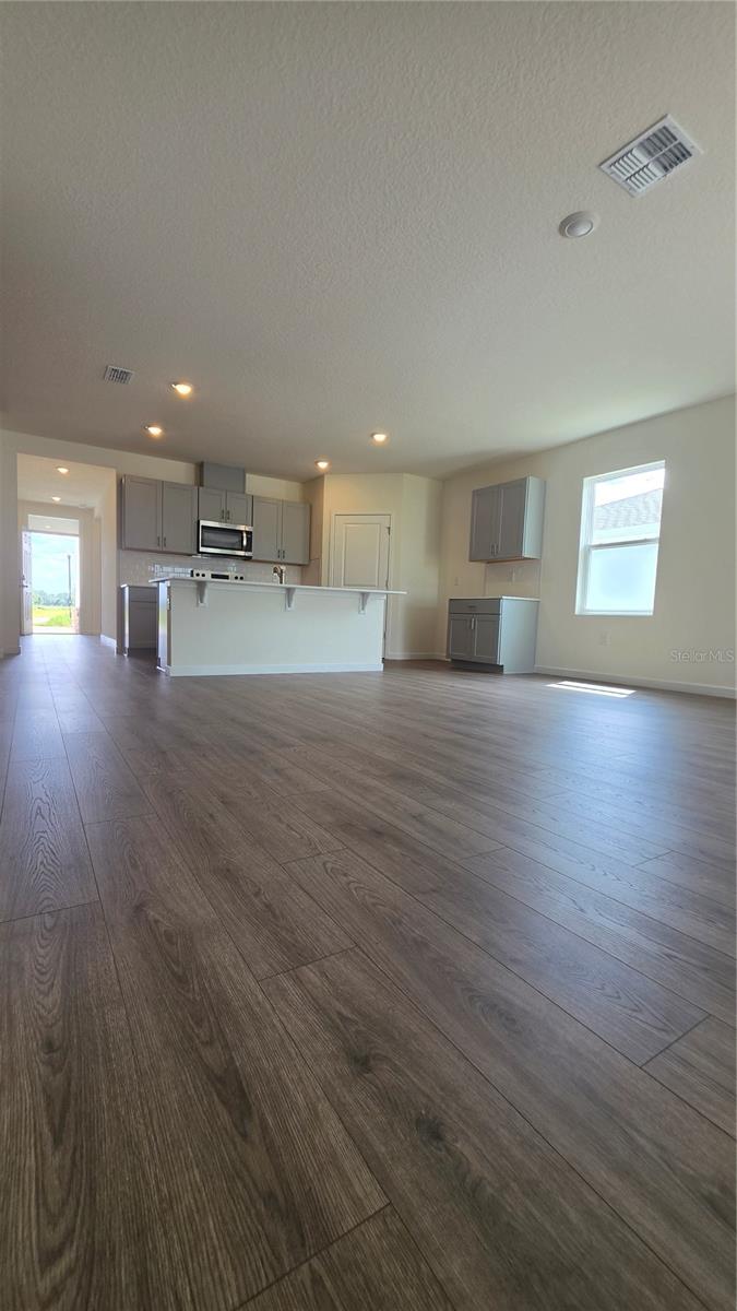 5857 Cool Spring Cv Property Photo 3