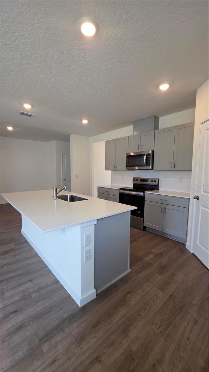5857 Cool Spring Cv Property Photo 4
