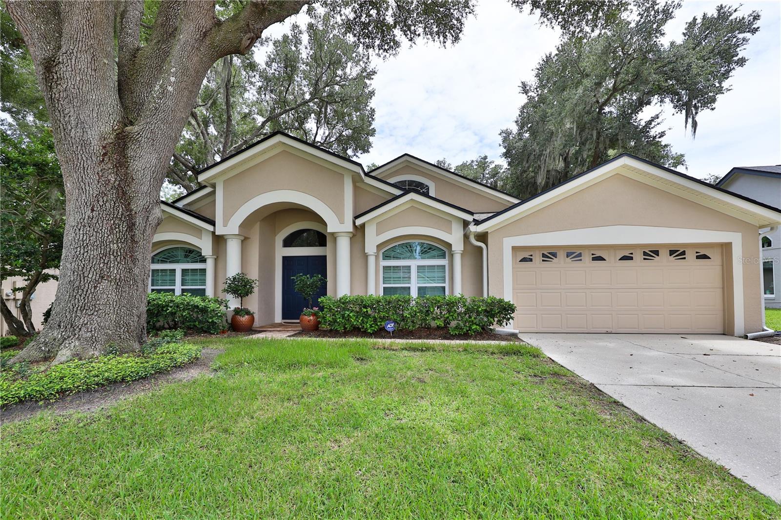 2578 Ekana Dr Property Photo 1