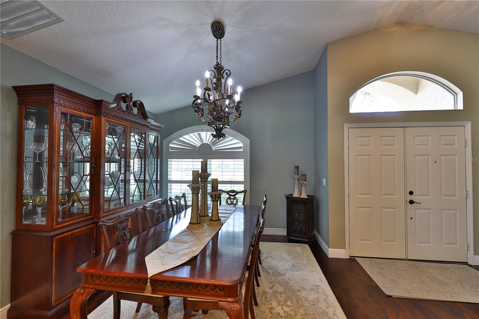 2578 Ekana Dr Property Photo 5