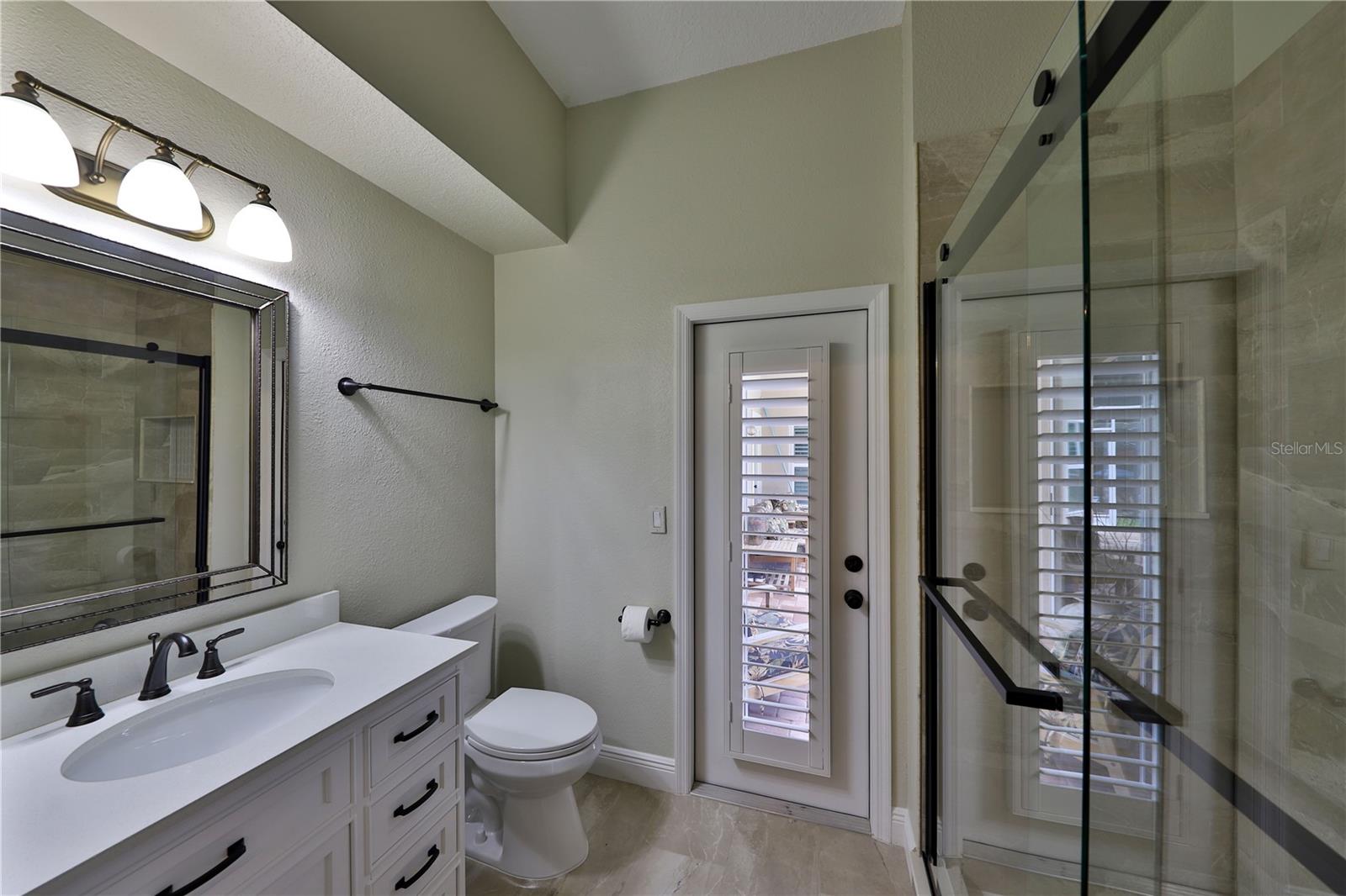 2578 Ekana Dr Property Photo 15