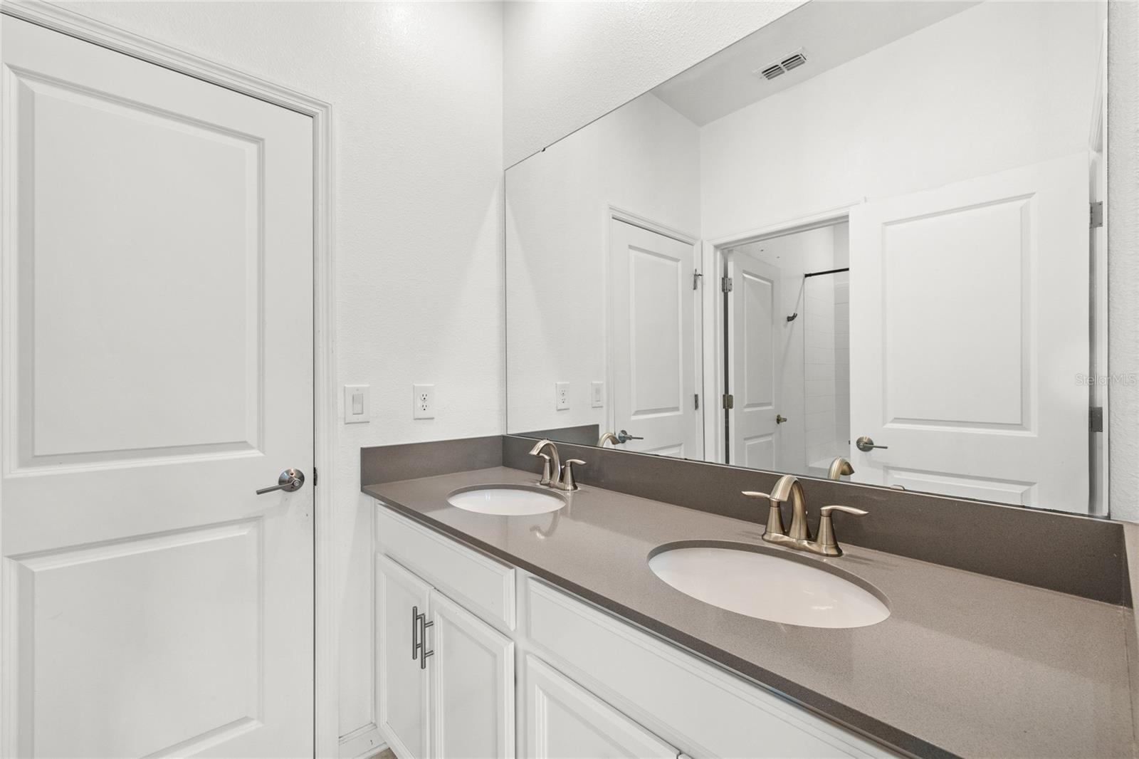 3084 Ella Way Property Photo 26