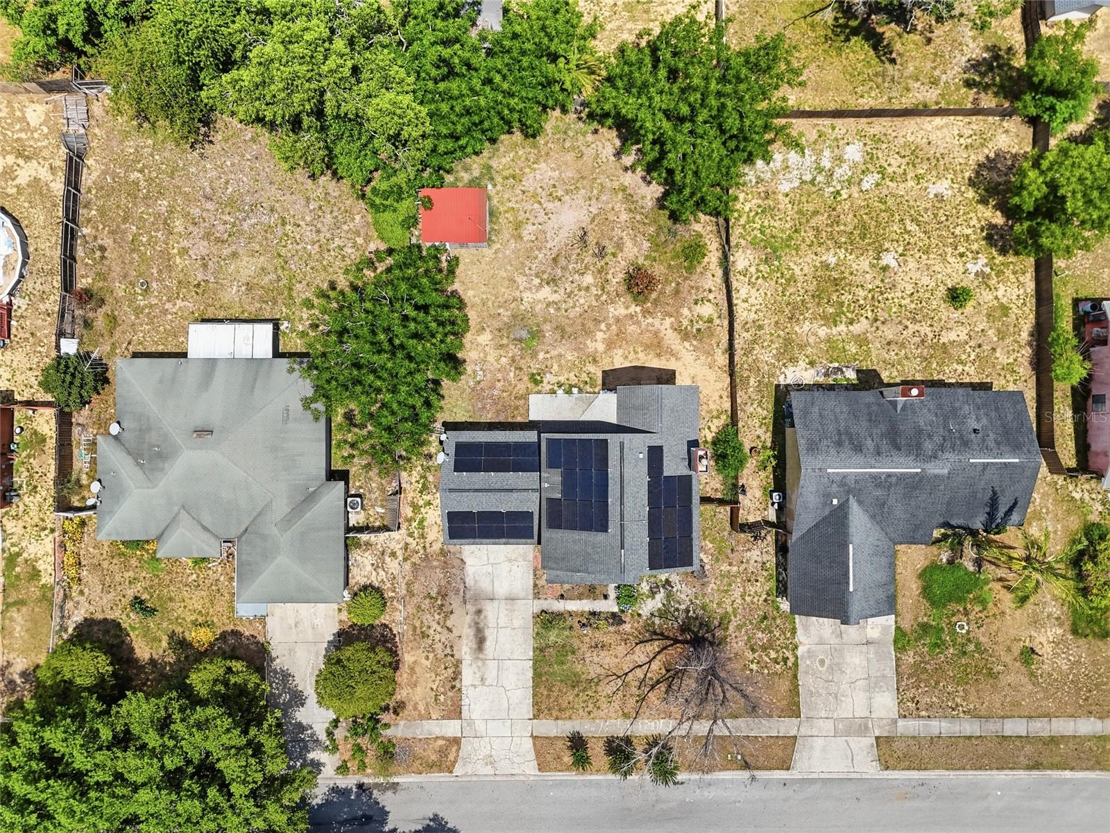 3027 Queensgate Rd Property Photo 4
