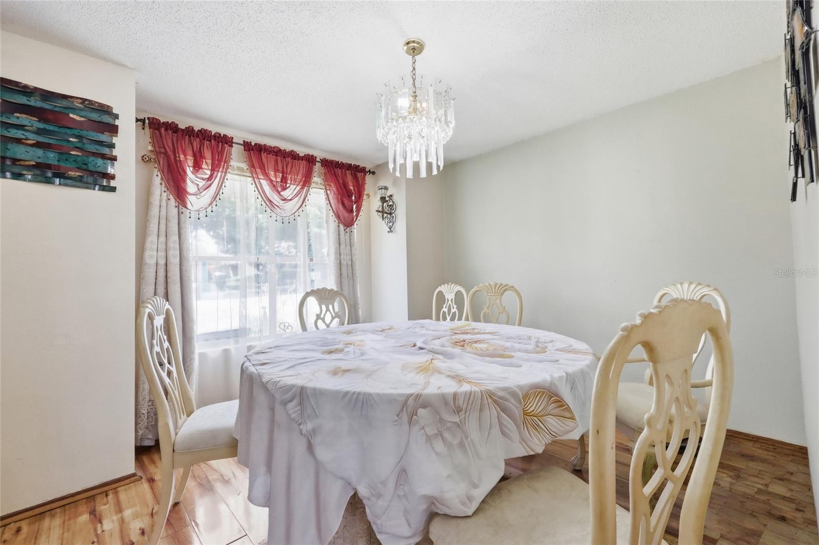 3027 Queensgate Rd Property Photo 20