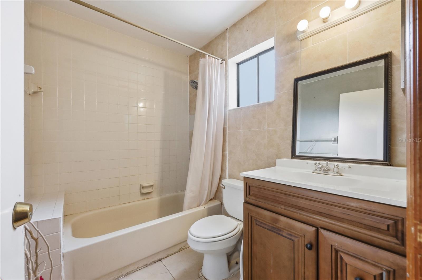 3027 Queensgate Rd Property Photo 24