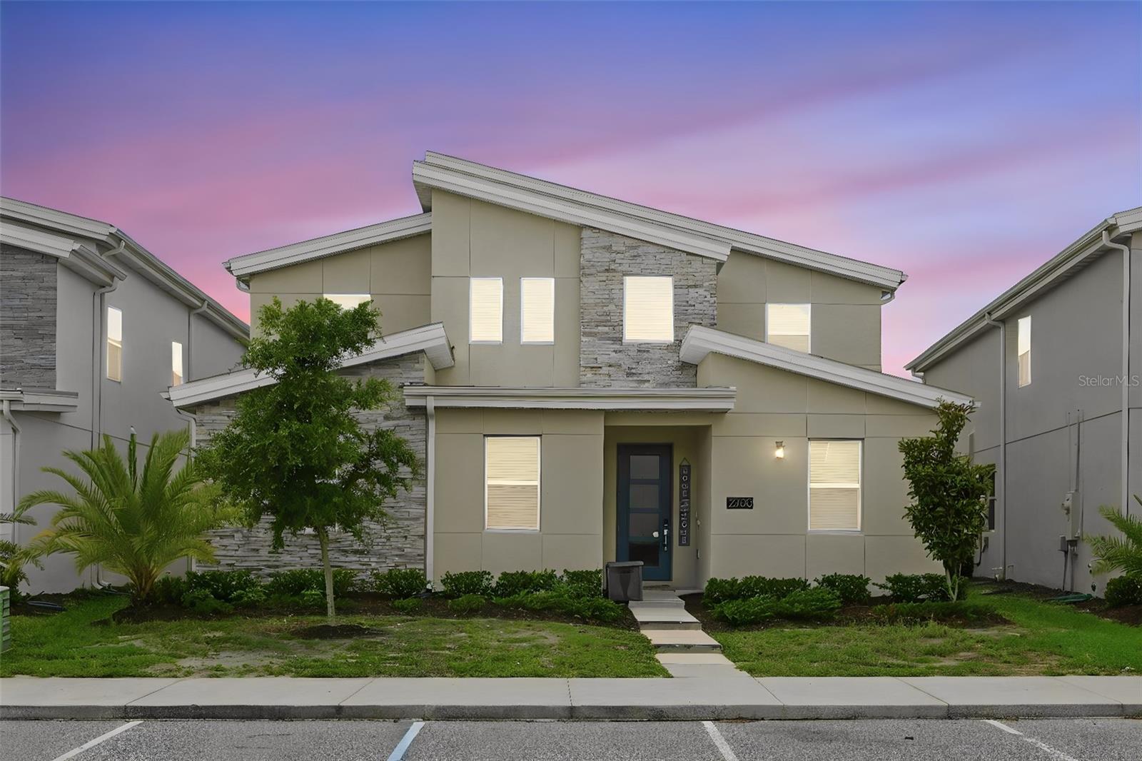 2790 Oxymoron Way Property Photo 8