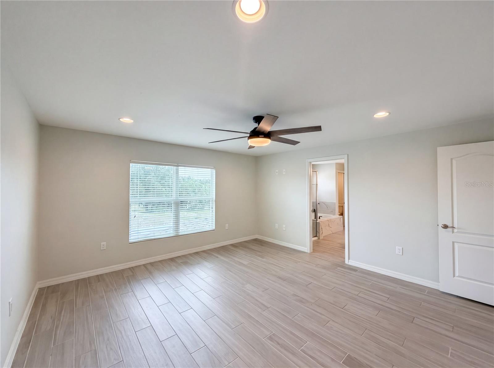 4510 Penkert Pl Property Photo 4