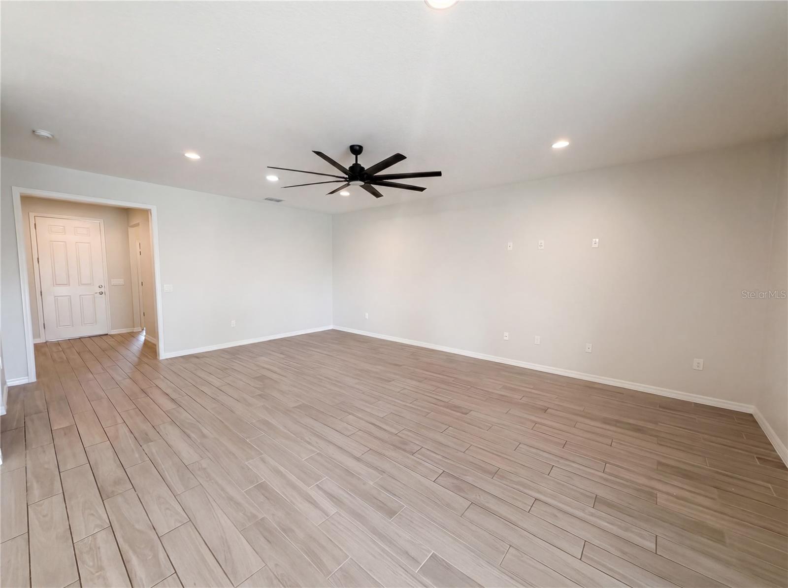 4510 Penkert Pl Property Photo 7