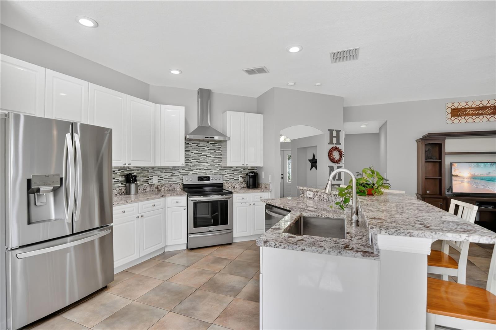 2675 Running Springs Loop Property Photo 3