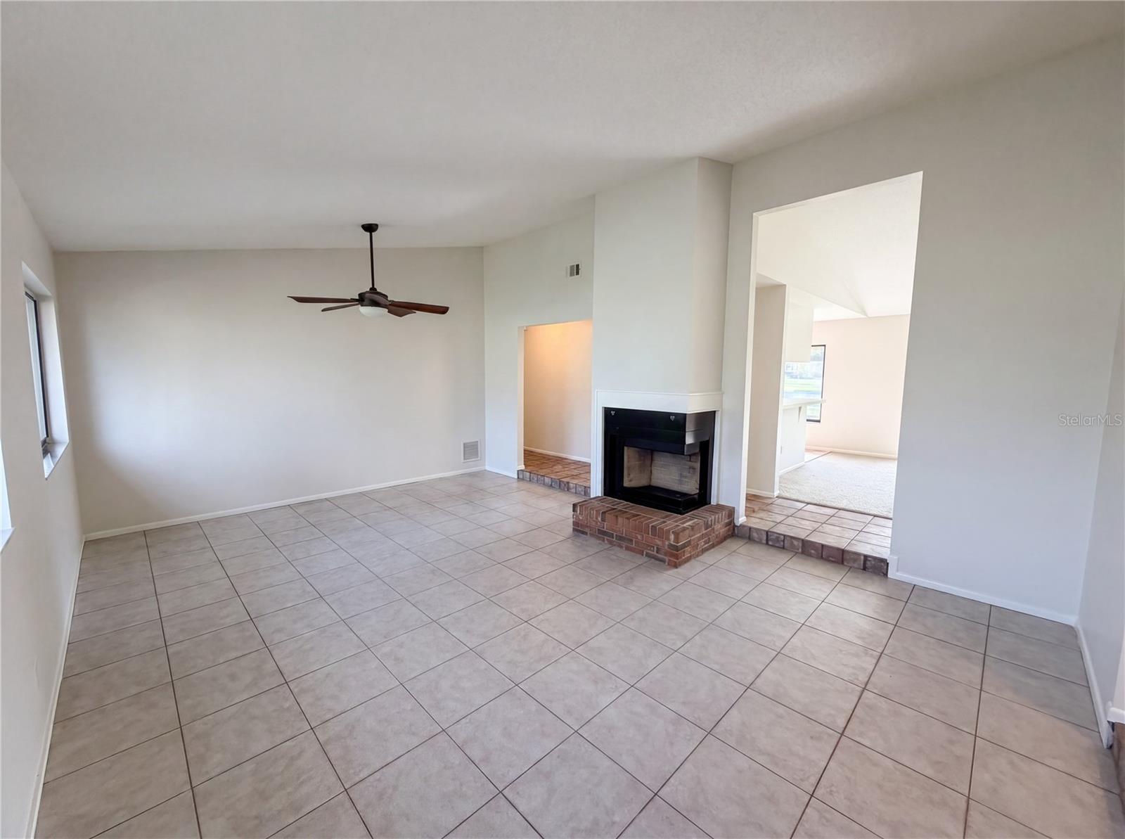 2631 Alabaster Ave Property Photo 3