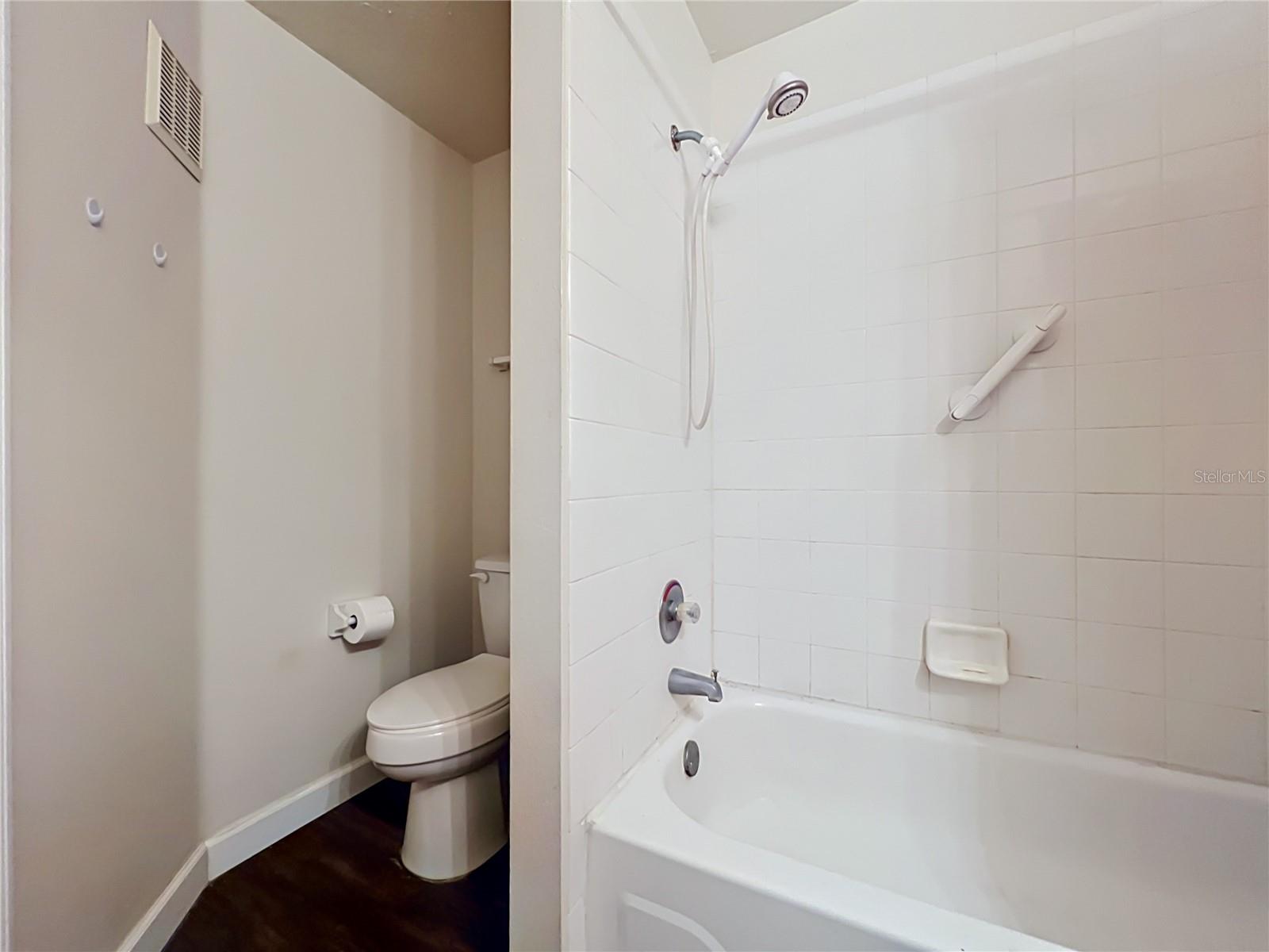1909 Summer Club Dr #301 Property Photo 31