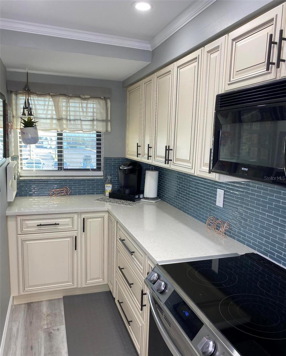 2465 S Washington Ave #a202 Property Photo 9