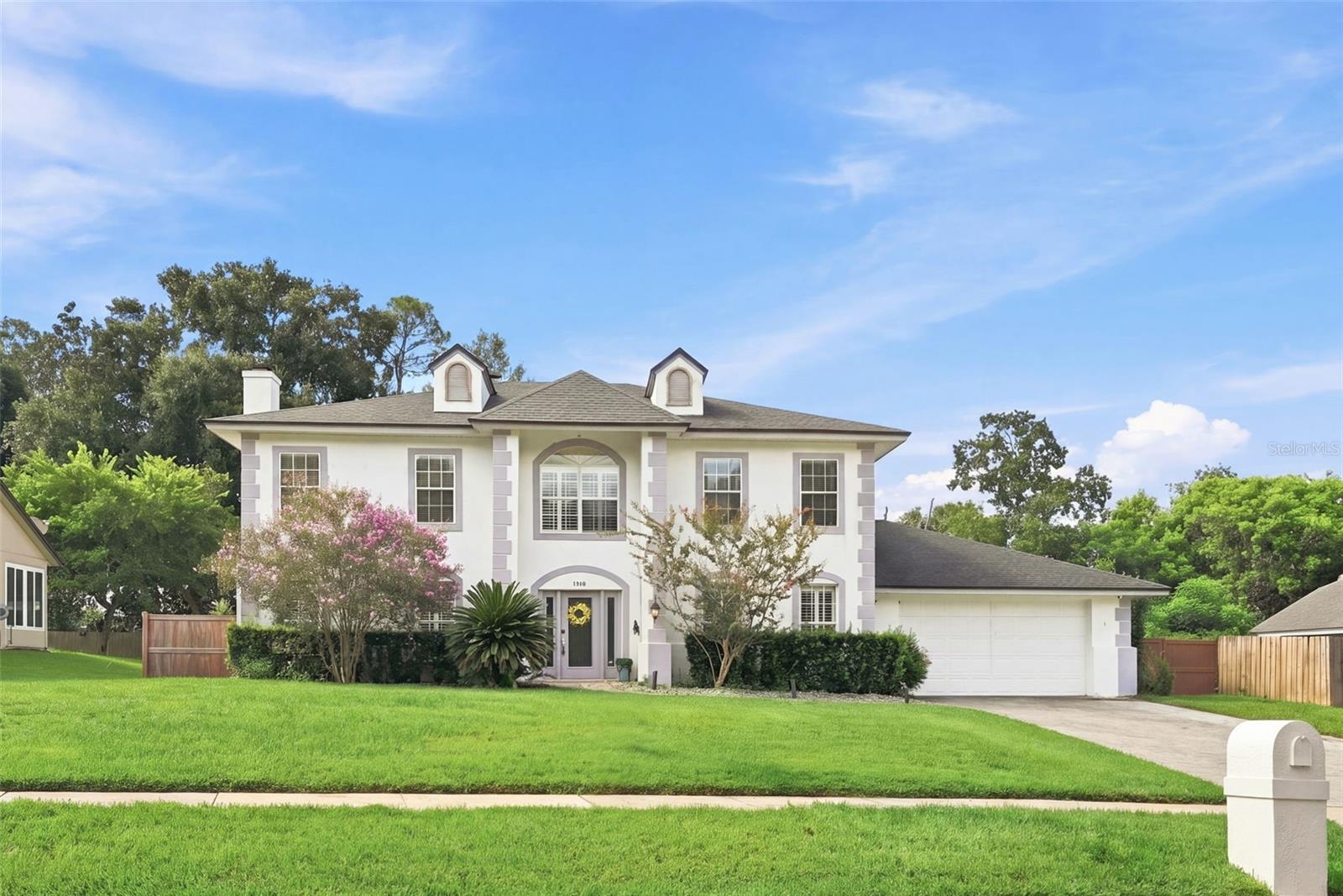 1349 VALLEY PINE CIR