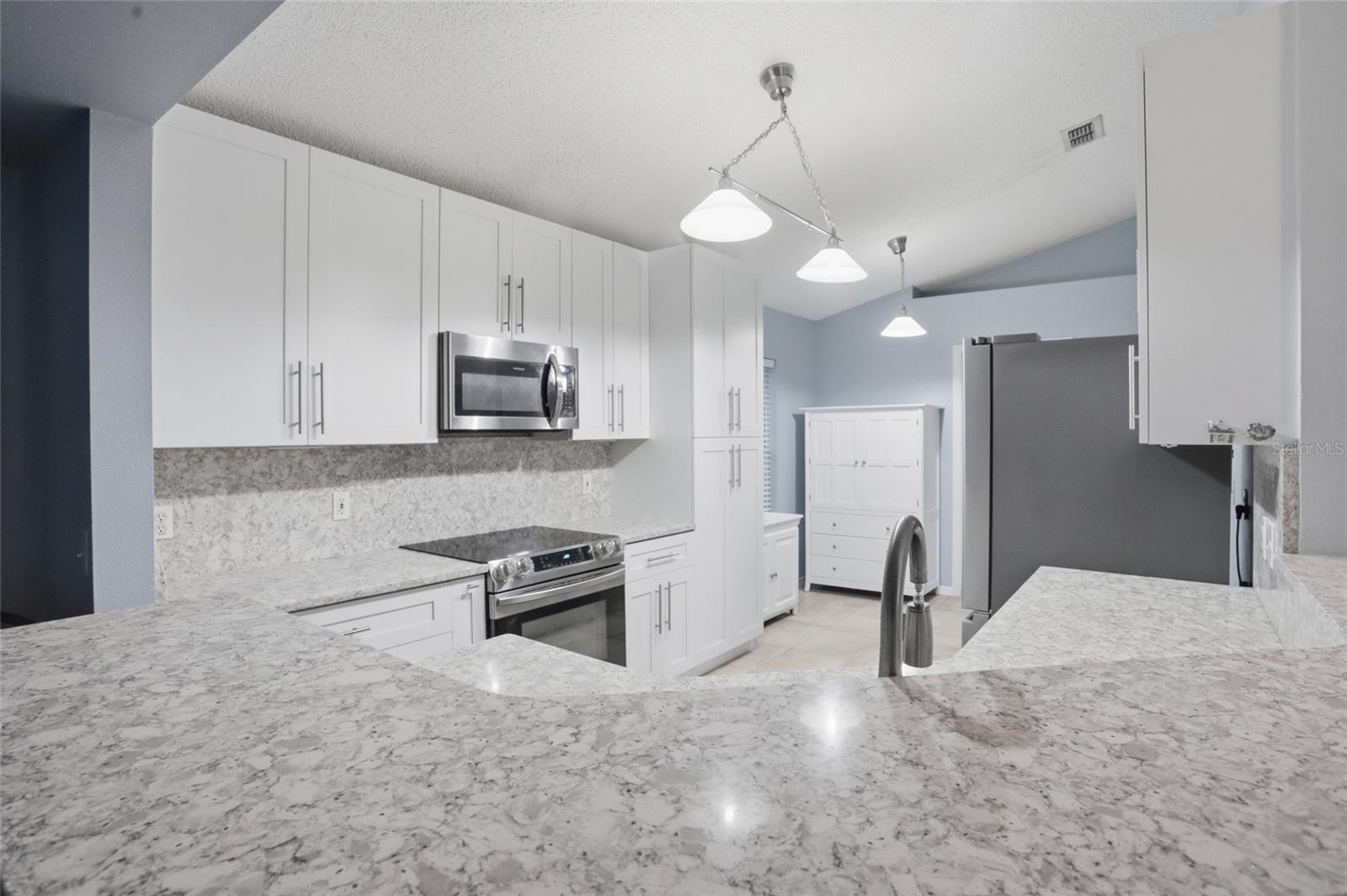 2015 Corner School Dr Property Photo 15