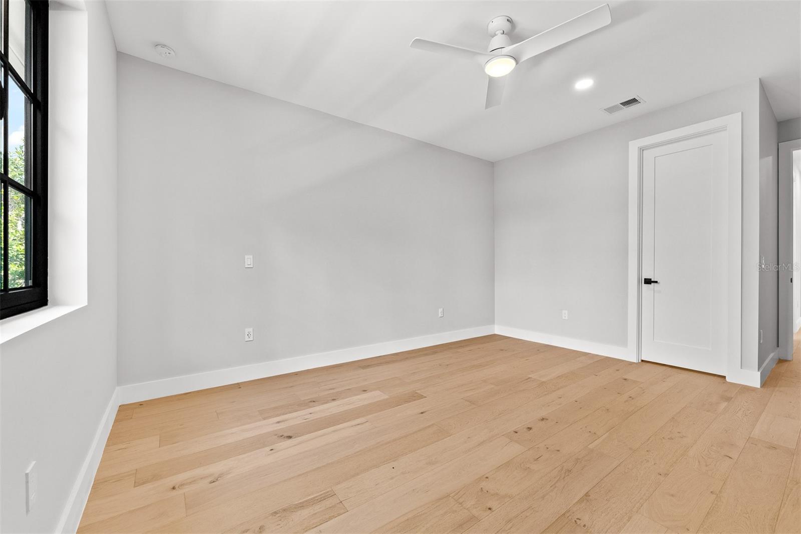 113 W Evans St Property Photo 43