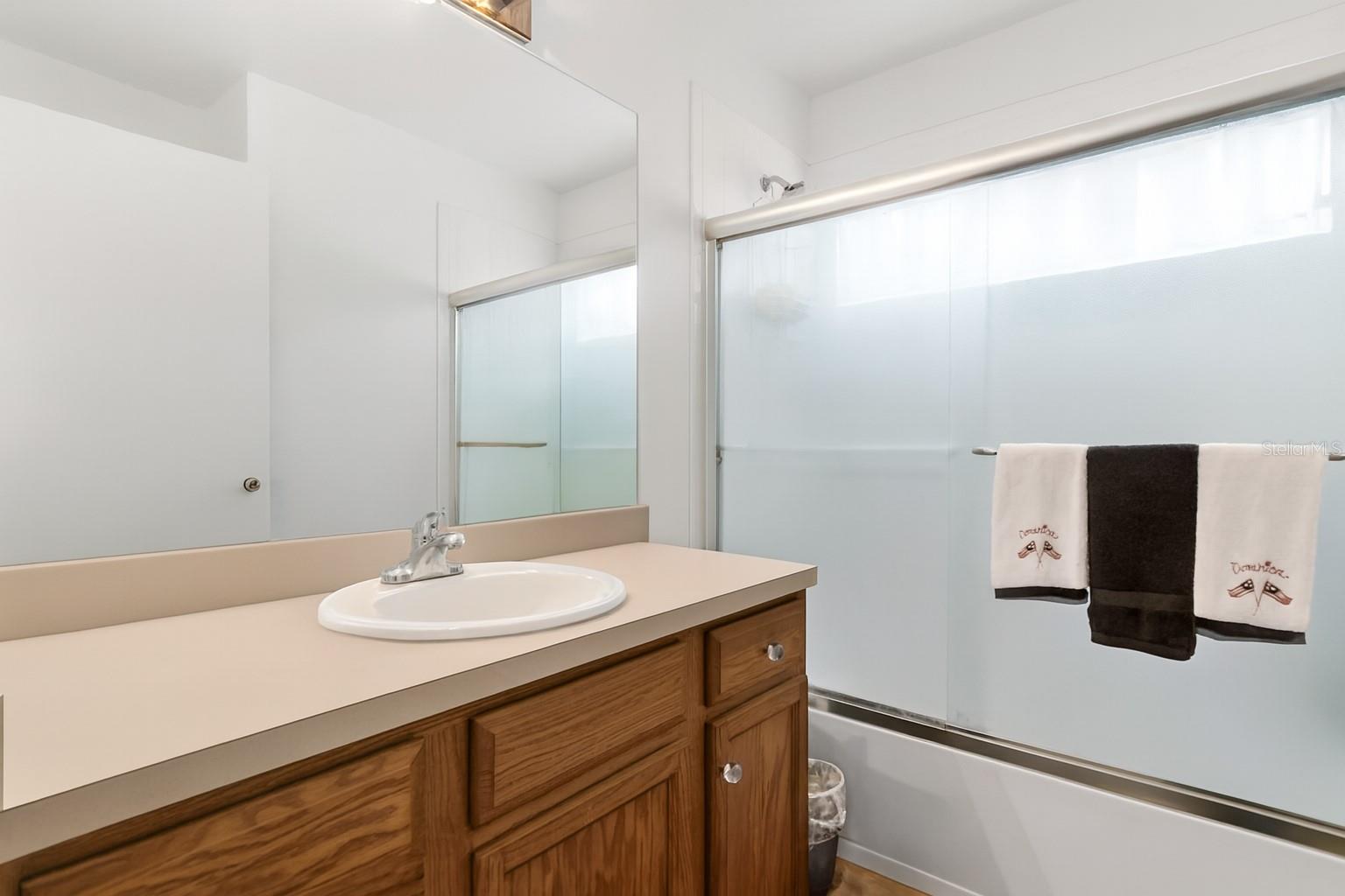1237 Franford Dr Property Photo 11
