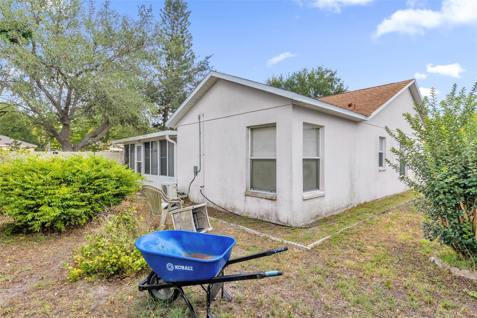 1237 Franford Dr Property Photo 17