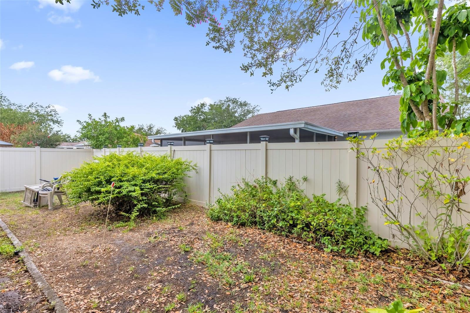 1237 Franford Dr Property Photo 18
