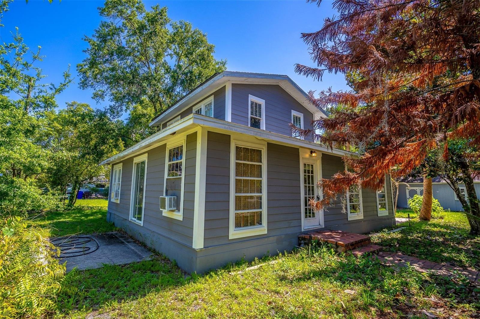 1419 King St Property Photo 3