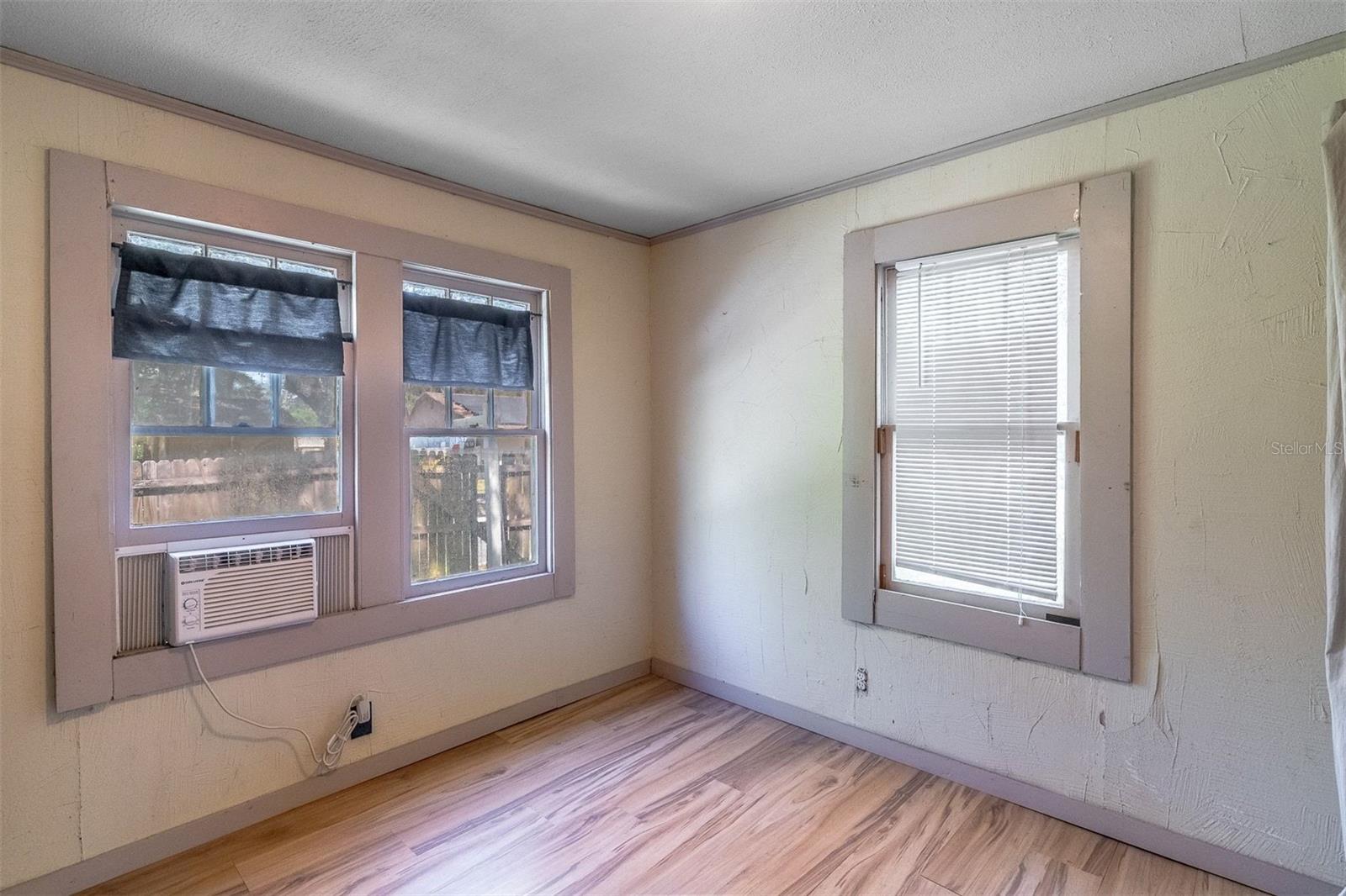1419 King St Property Photo 22