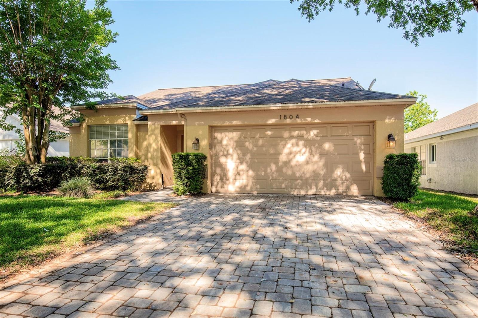 1804 WESTPOINTE CIR
