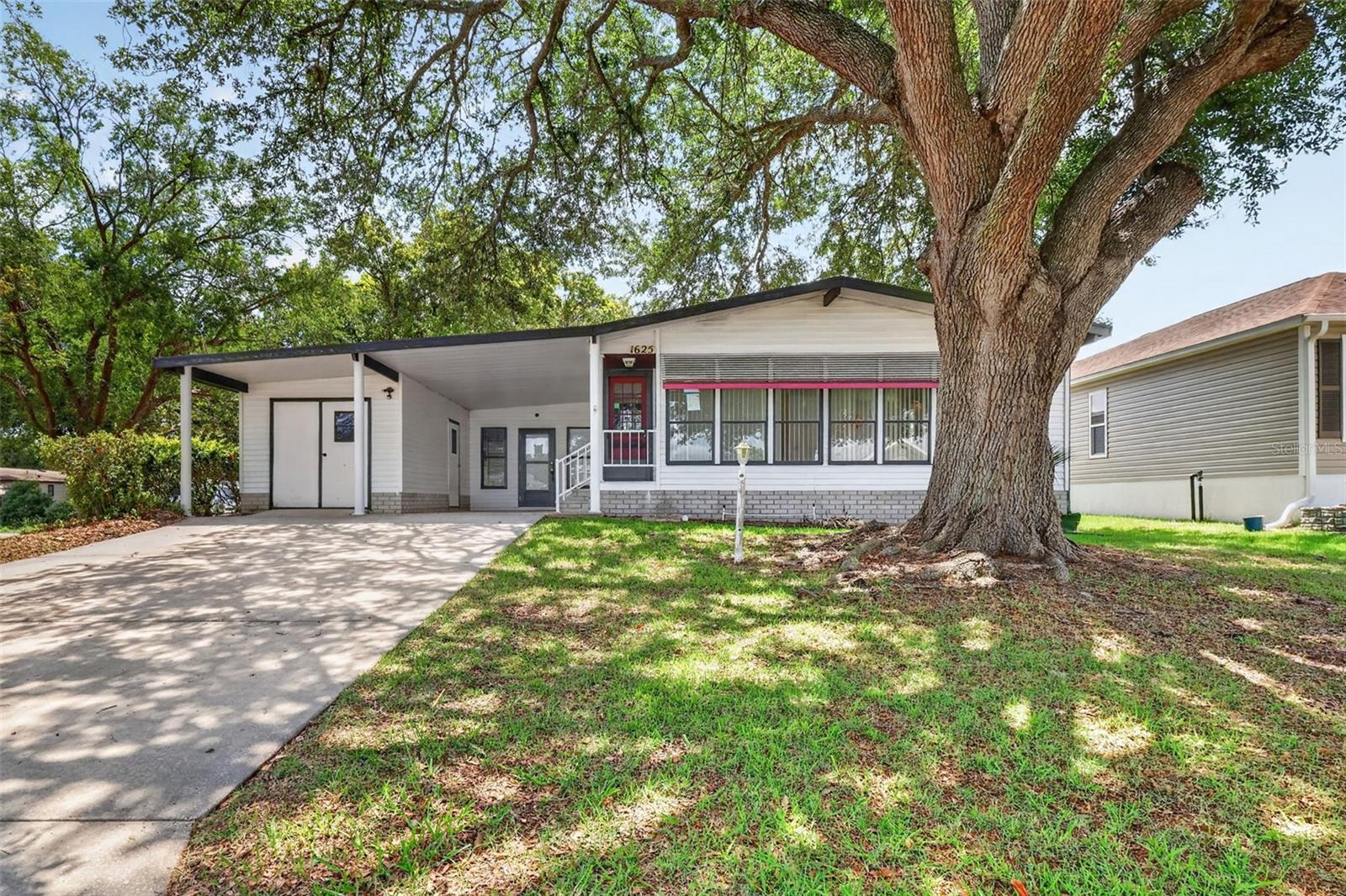 1625 HILTON HEAD BLVD Property Photo 1