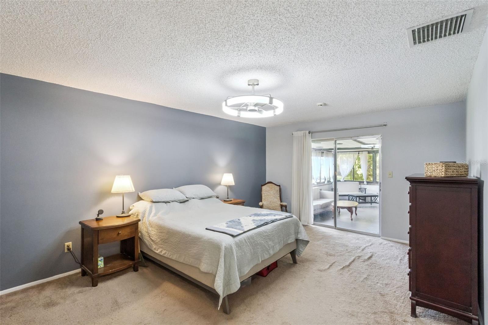 10044 Garrison Ln Property Photo 14