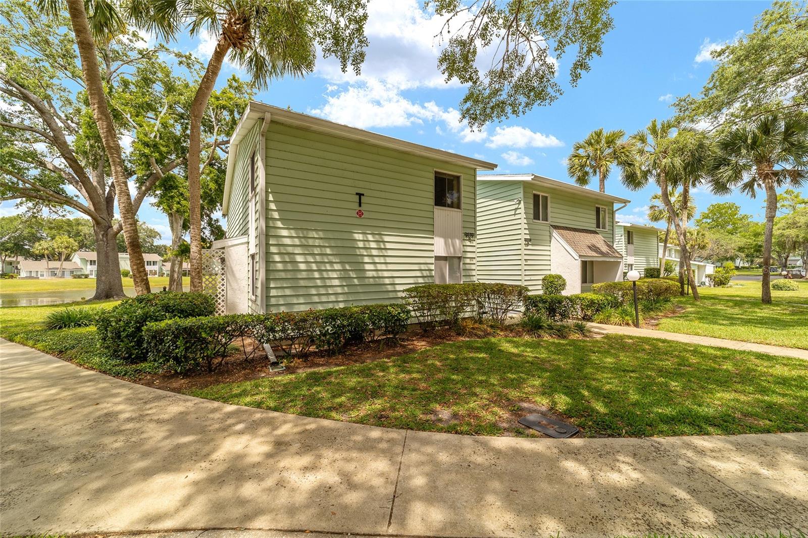 557 Midway Dr #b Property Photo 4