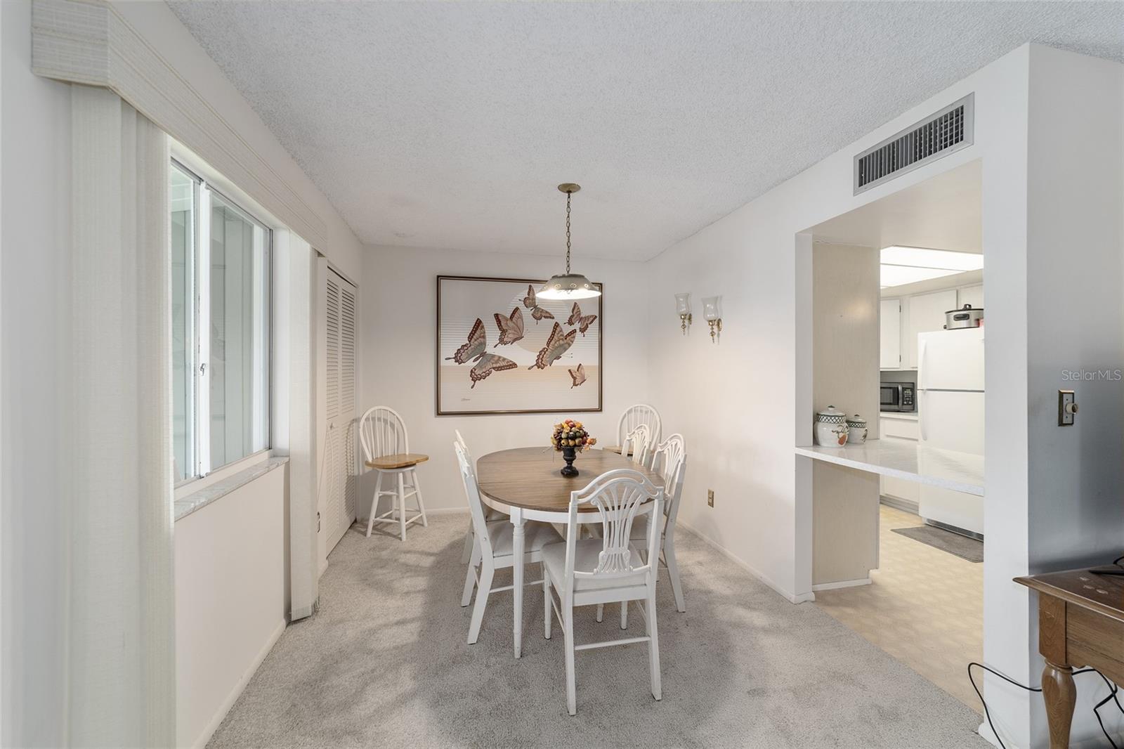 557 Midway Dr #b Property Photo 15