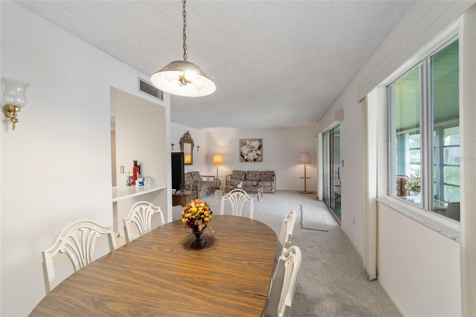 557 Midway Dr #b Property Photo 16