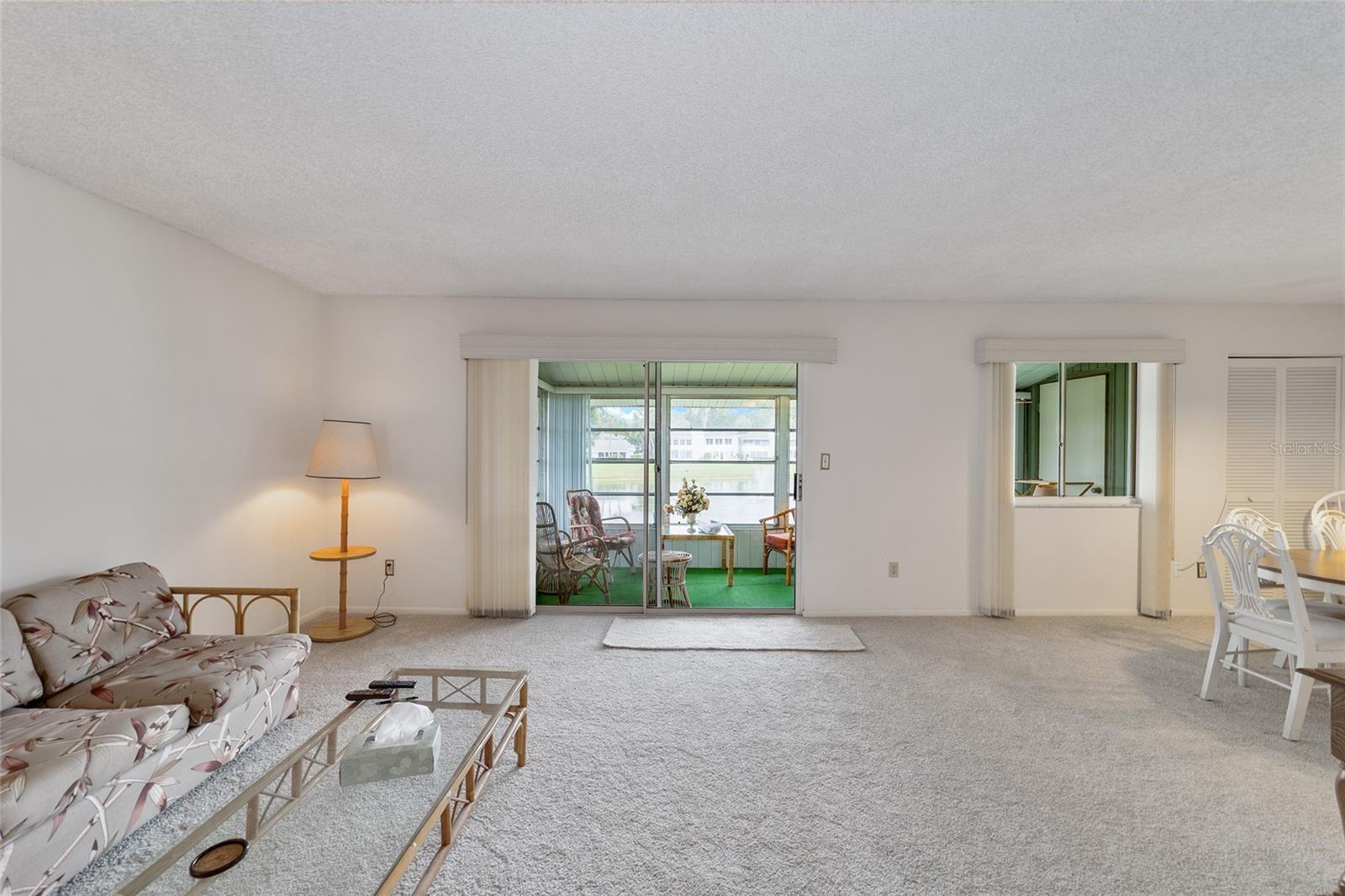 557 Midway Dr #b Property Photo 21