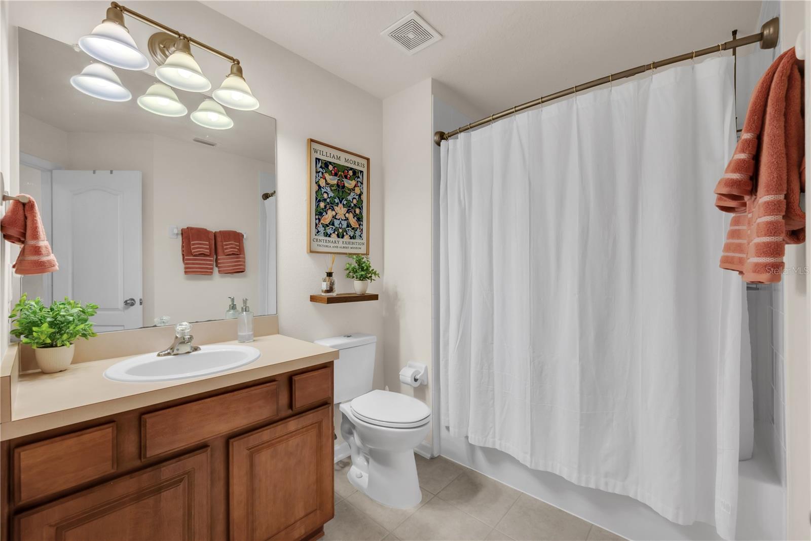 4939 Pond Ridge Dr Property Photo 14