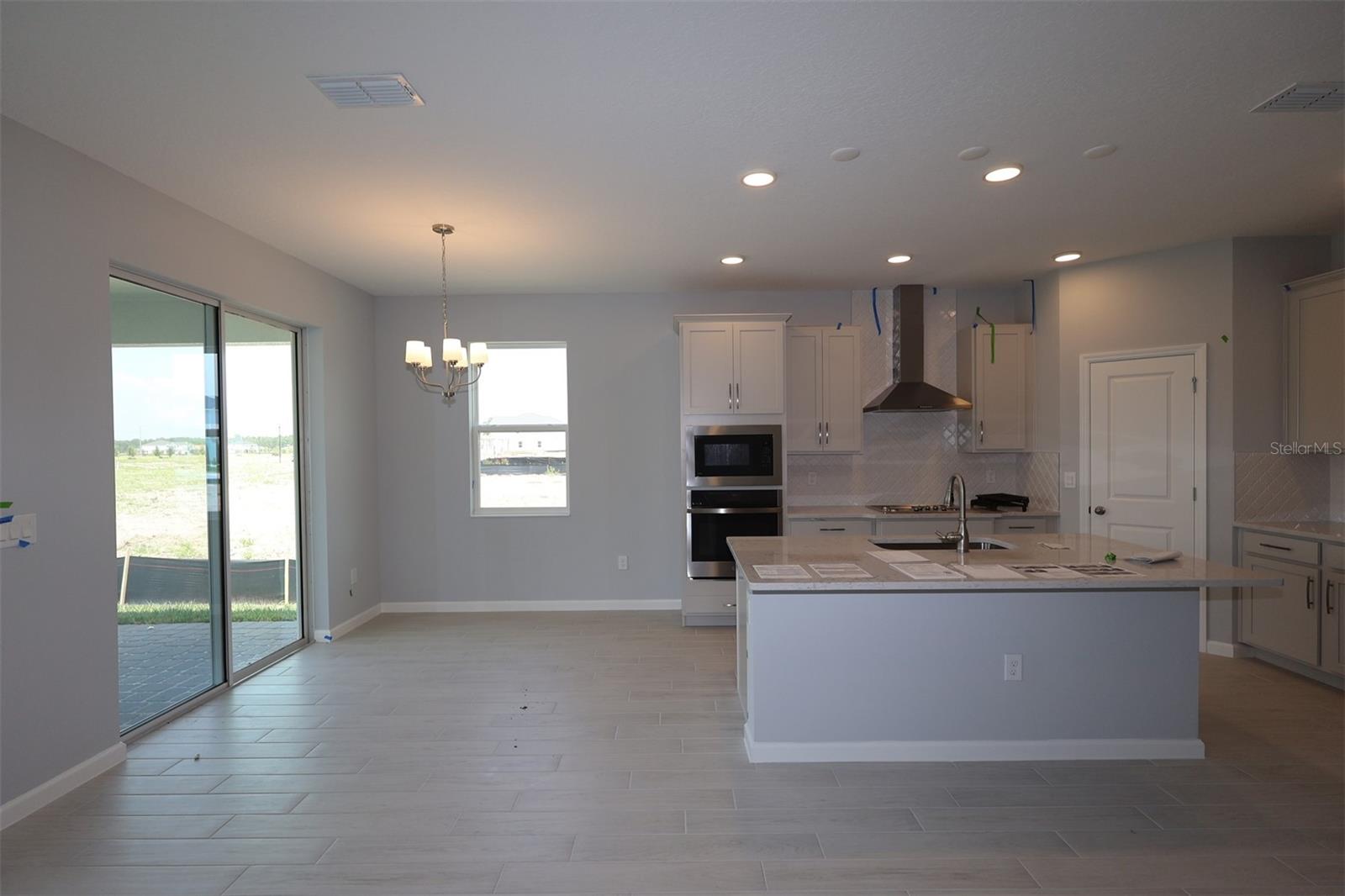 5248 High Line Dr Property Photo 6