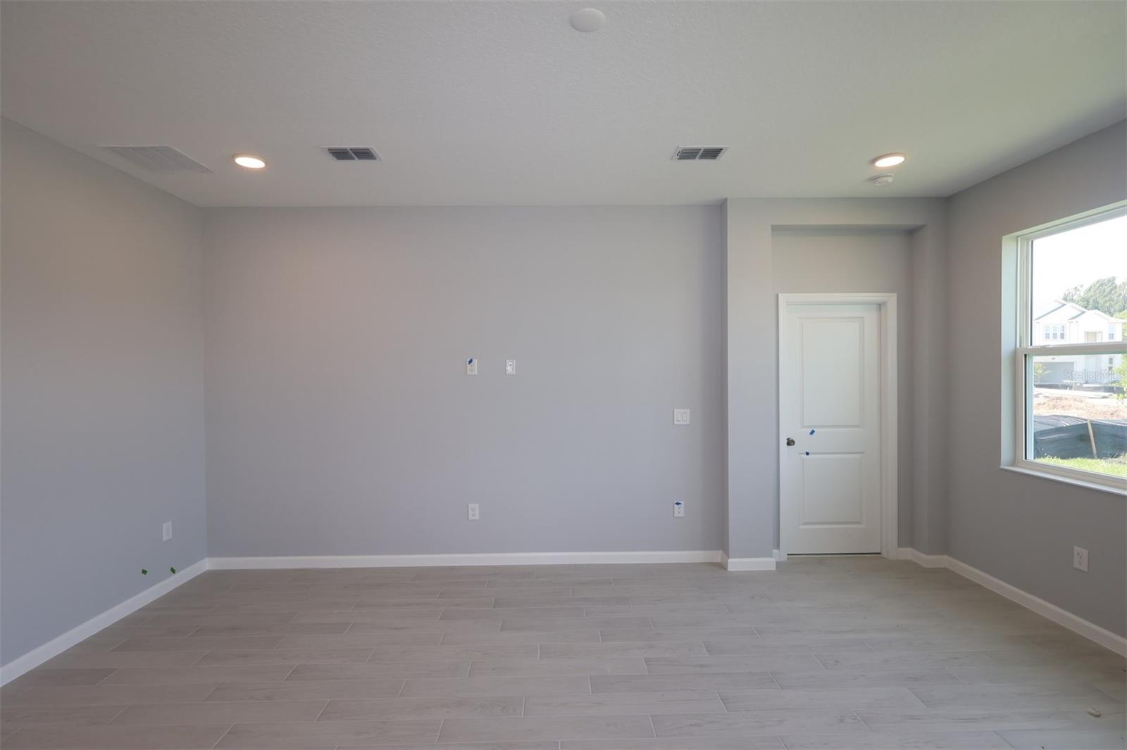 5248 High Line Dr Property Photo 7