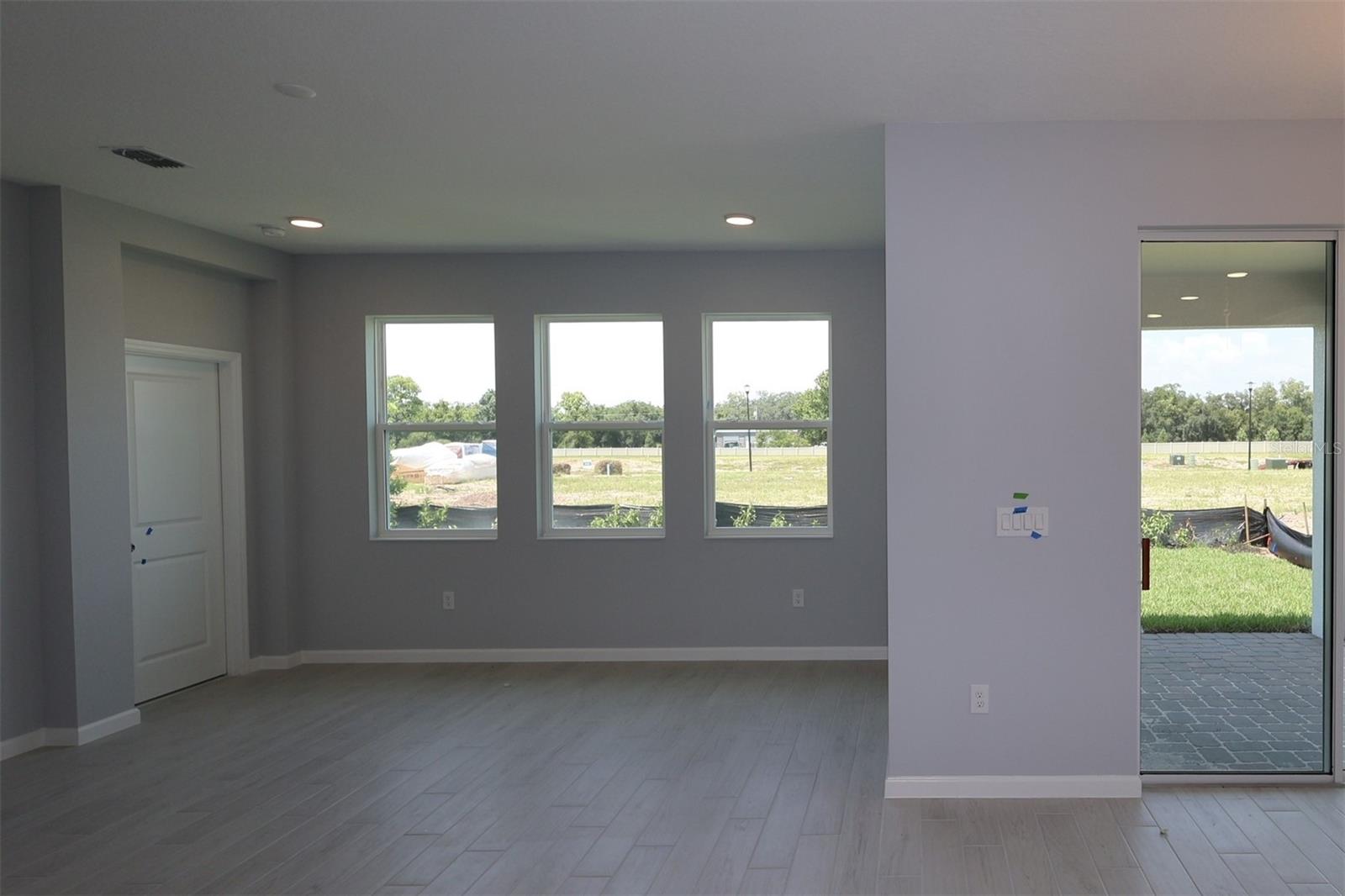 5248 High Line Dr Property Photo 8