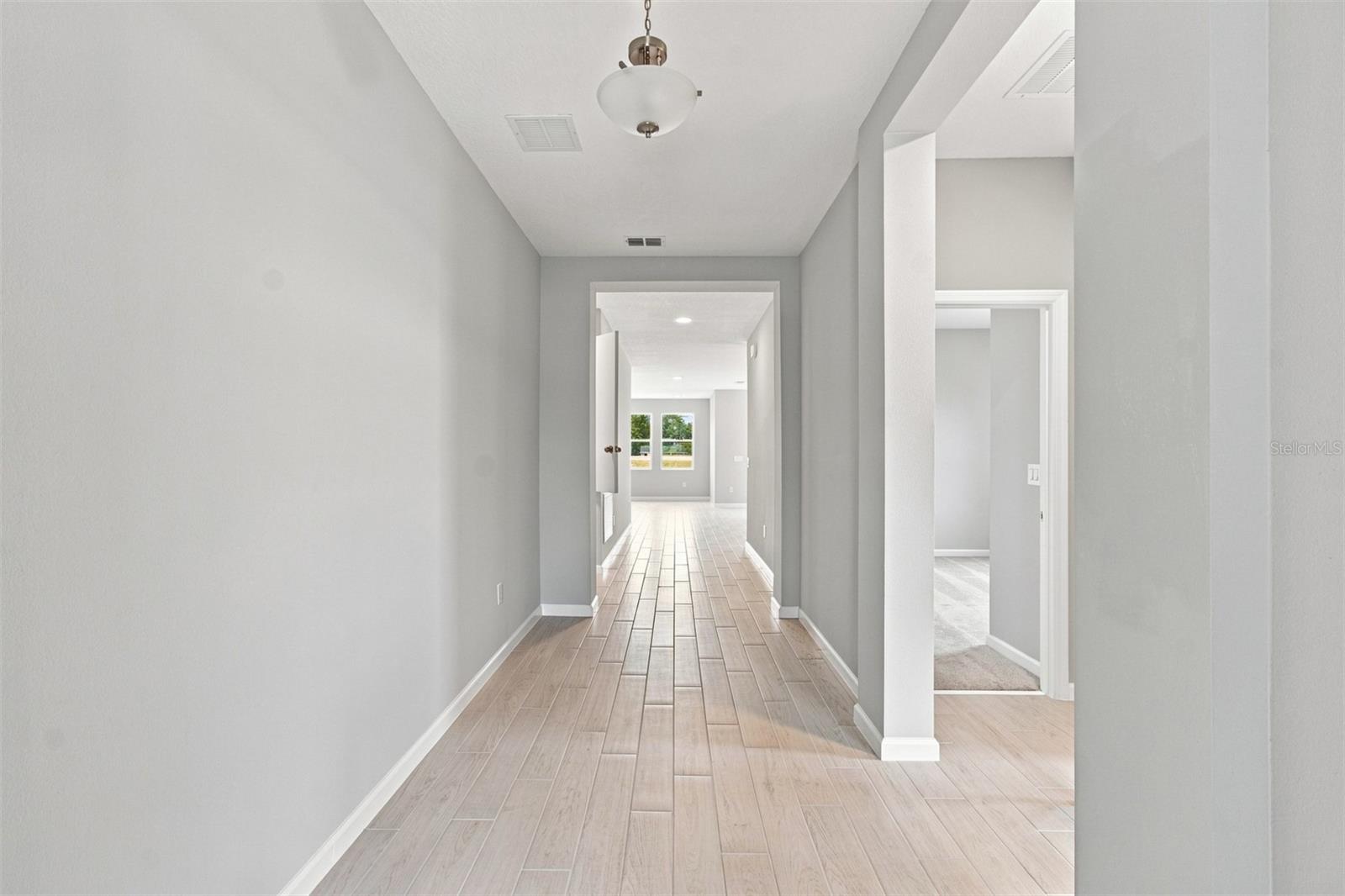 5248 High Line Dr Property Photo 10