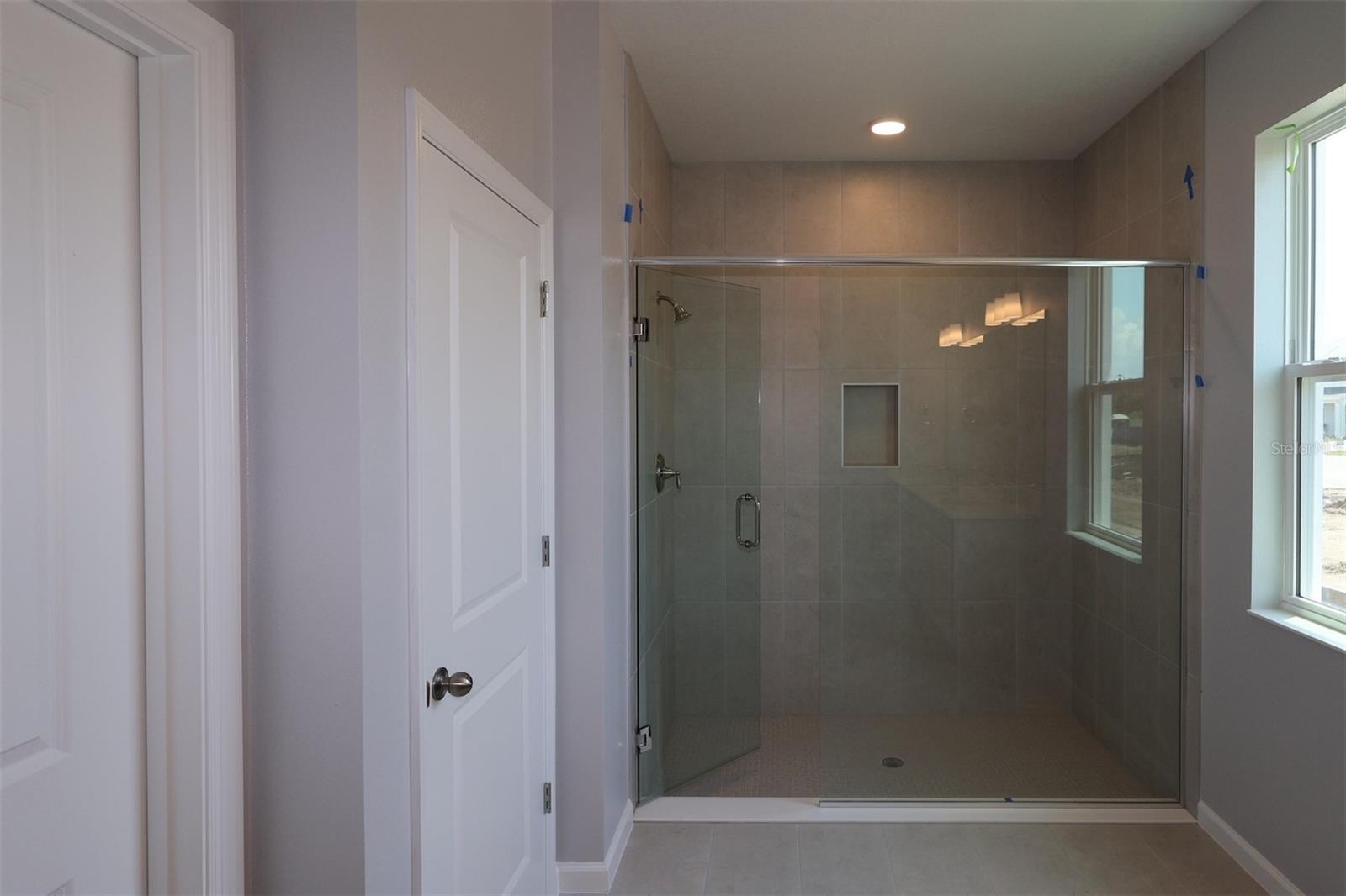 5248 High Line Dr Property Photo 12