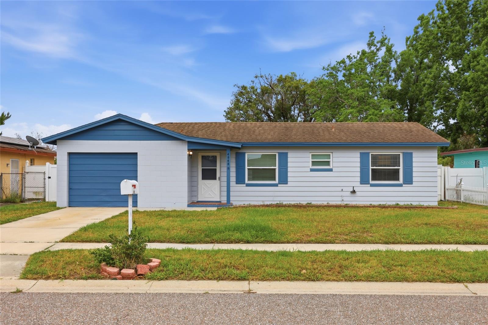 4048 CASTLEGATE DR Property Photo 1