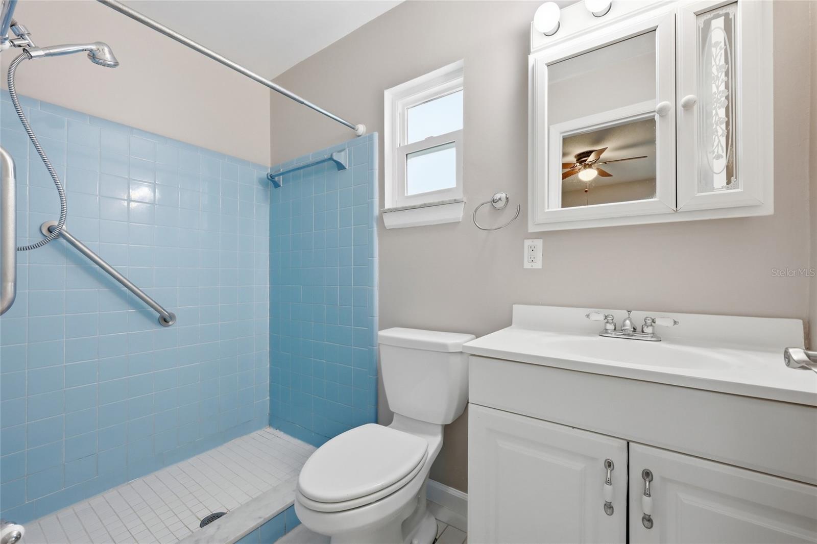 4048 Castlegate Dr Property Photo 21