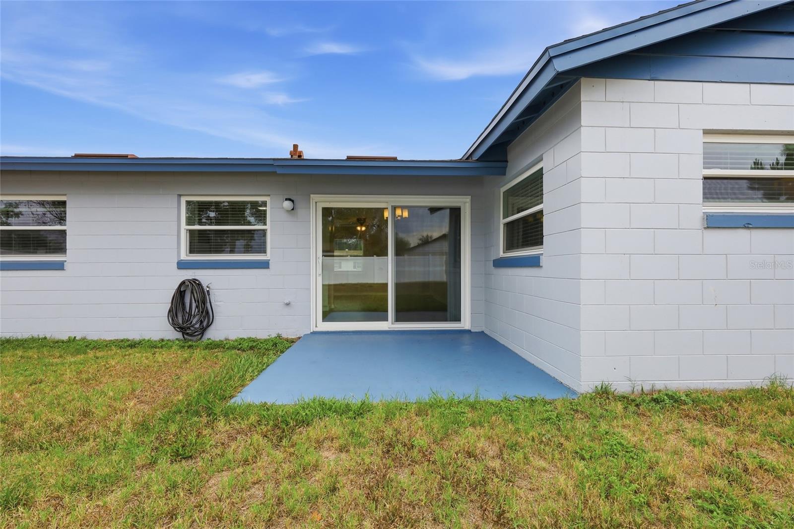 4048 Castlegate Dr Property Photo 22