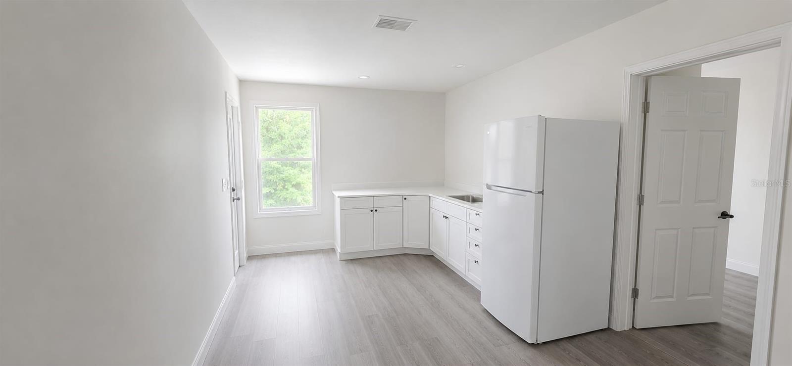 1080 Landers St Property Photo 10