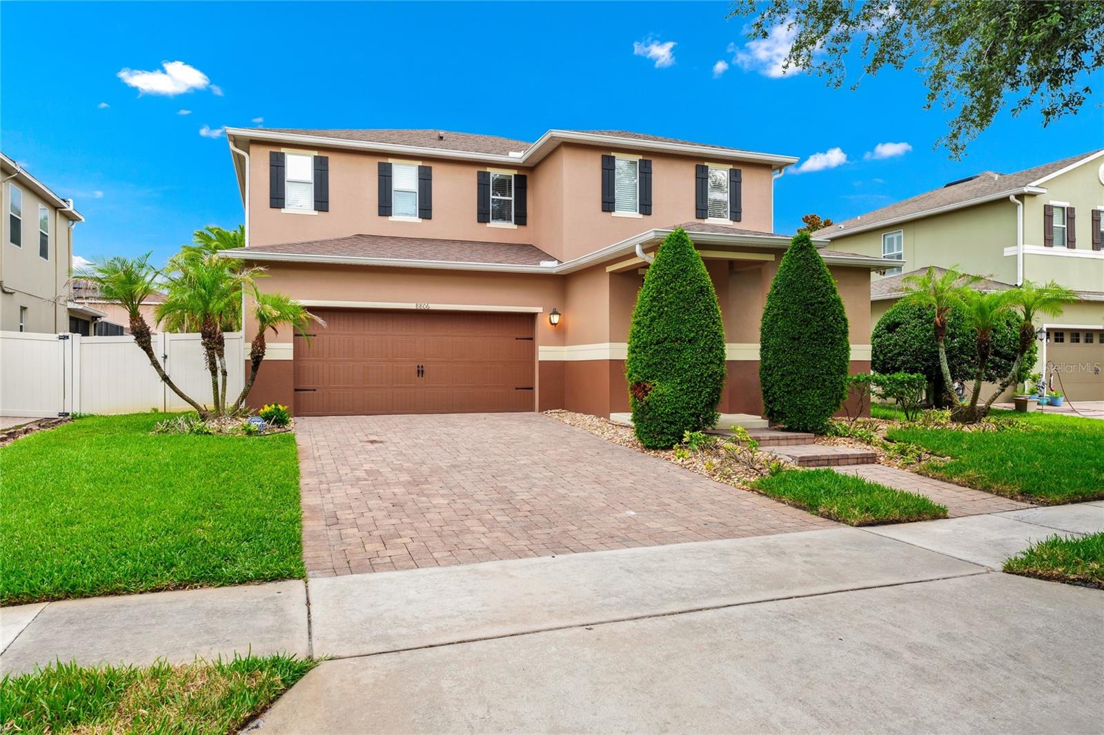 8806 Tatara St Property Photo 2