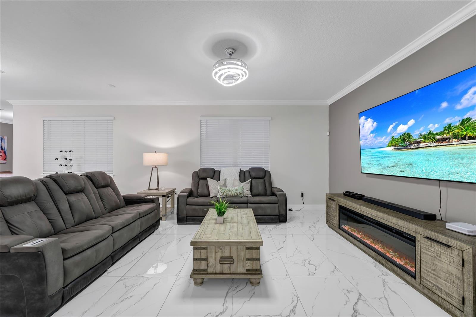 8806 Tatara St Property Photo 12