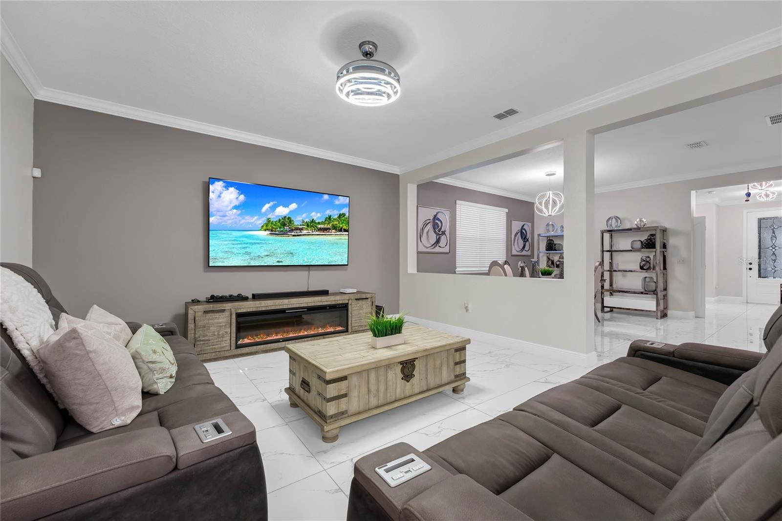 8806 Tatara St Property Photo 14