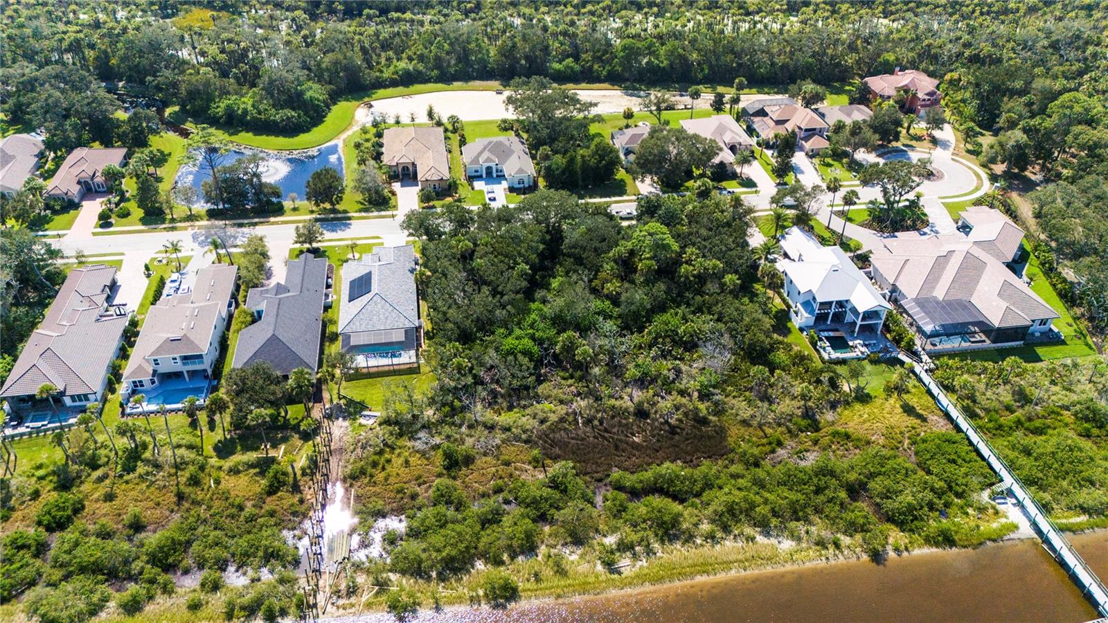62 N Riverwalk Dr Property Photo 2