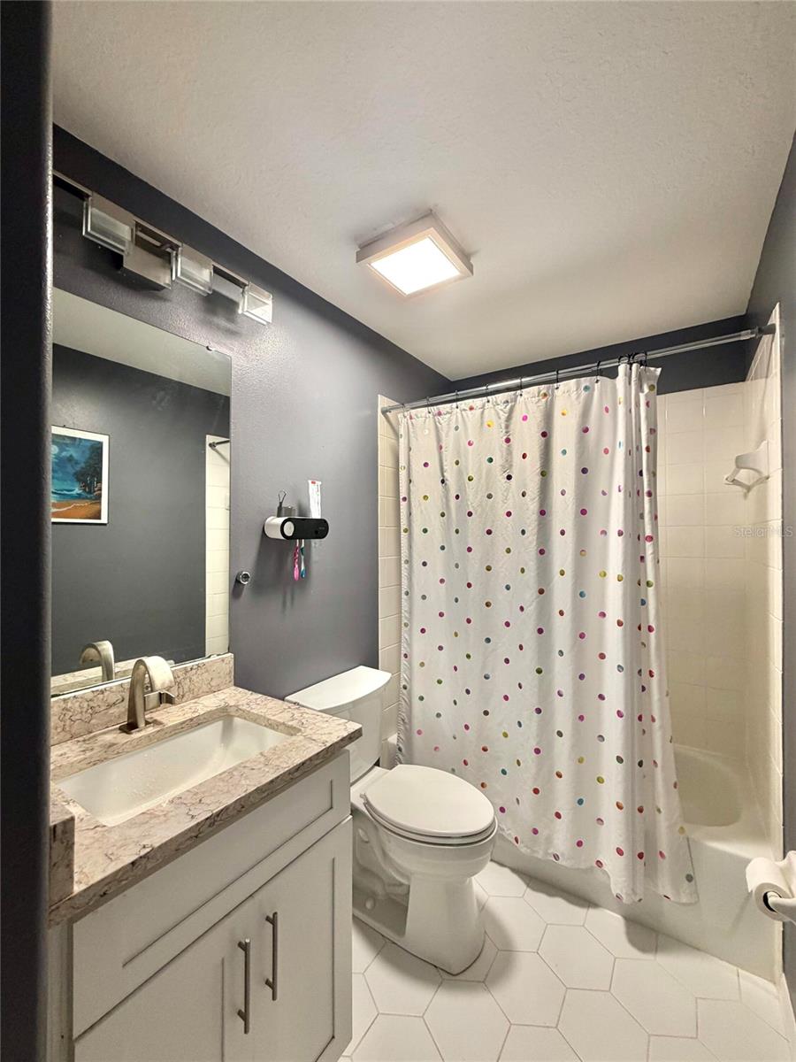 6436 Fig Leaf St Property Photo 17