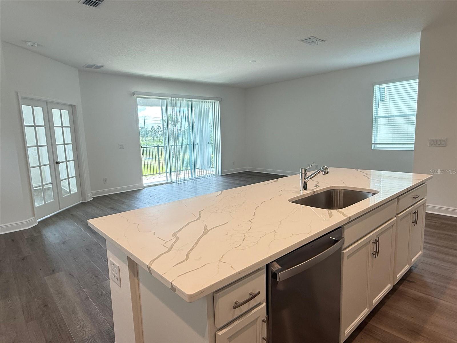 7497 Catania Loop Property Photo 4
