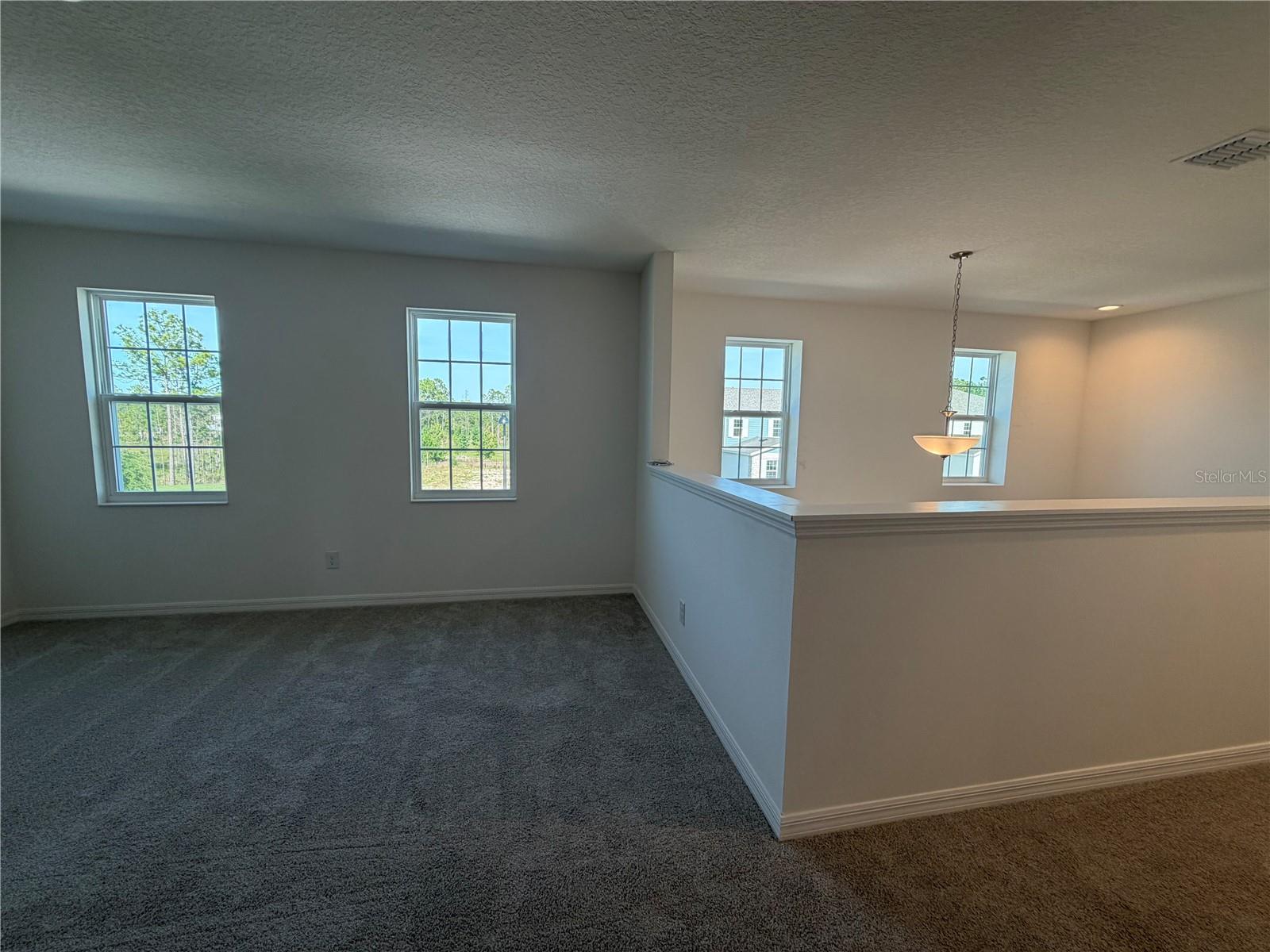 756 Farfields St Property Photo 7